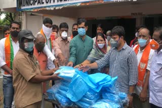 ppe kit distribution to municipality workers at mancherial