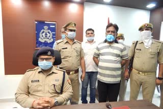 पुलिस की गिरफ्त में हत्यारोपी