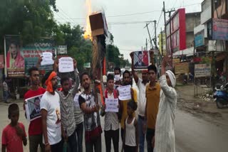 ABVP burnt effigy of Chinese President in patna