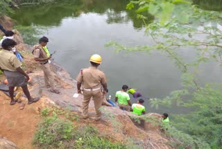 தீயணைப்பு வீரர்கள்