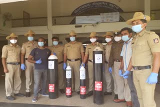   Oxygen cylinder help by Sonu Sood to Mangalore