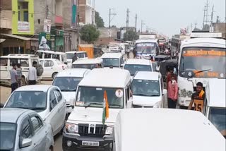 Roads jammed during Jan Sankalp Yatra of Congress 