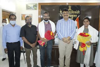 Deputy Commissioner honored IAS in Deoghar