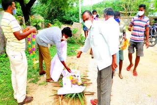 funerals for the monkey in ragibavi village