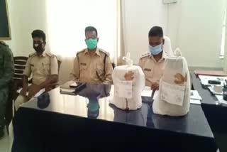 Smuggler arrested with opium in Chatra