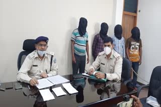 Four criminals arrested in robbery case in Mandar
