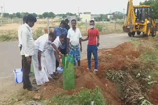 முன்னாள் ஊராட்சி மன்ற தலைவர் 