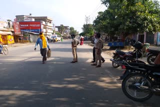 Police and district administration are strict about the lockout in Saran