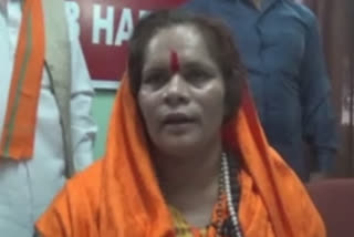 sadhvi-prachi-controversial-statement-on-ima-and-mother-teresa-in-support-of-baba-ramdev