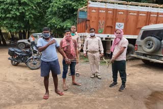 Smuggler arrested with illegal liquor