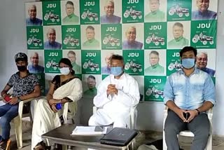 JDU leader on hunger strike  in Jamshedpur 