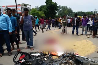 one person died in road accident in palamu