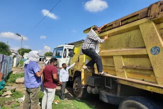 Team reached to investigate the matter of garbage transport disturbances