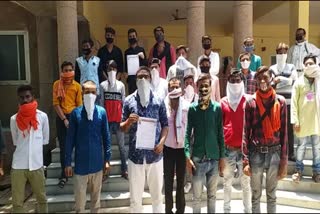 students demonstrated at dm office 