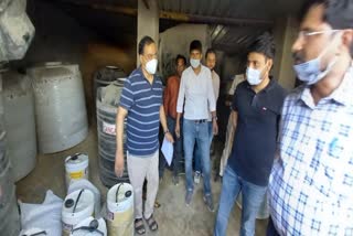 4 arrested for making fake diesel at petrol pump