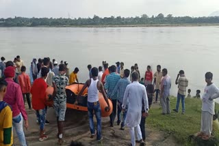 Minor drowned in river damodar