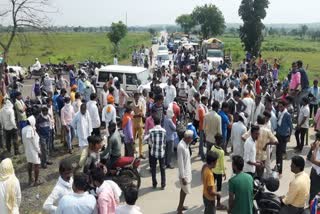 farmers protested