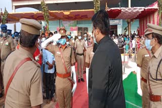 கரூர் மாவட்ட ஆட்சியர்
