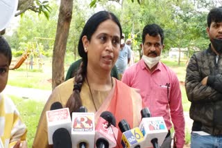   Laxmi hebbalkar spark against BJP govt