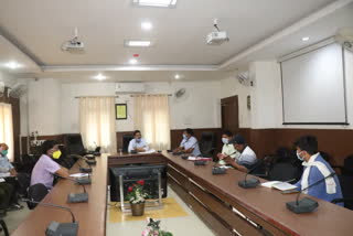 Meeting on survey of affected crops