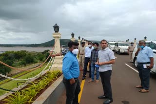 DC visited Alamatti Dam