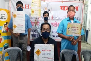 Organizing free mucus testing camp by 'Pahal' institution on World Tuberculosis Day