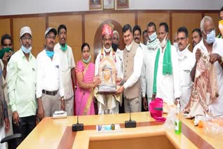 DC honoured NS Chandrappa