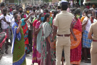 Fisher Man Protest Against Allow To Fishing Thoothukudi