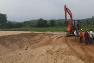 illigal sand mafia