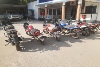 Suti police seized 6 bikes and arrested one