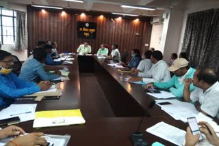 DDC hold meeting with officials in pakur