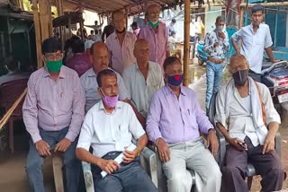 Stamp vendor on strike in Giridih