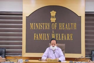 Health Ministry releases revised guidelines for home isolation of mild COVID-19 cases Health Ministry home isolation COVID-19 ഹോംക്വാറന്‍റൈന്‍ രോഗികള്‍ക്ക് പുതിയ മാര്‍ഗനിര്‍ദ്ദേശങ്ങളുമായി ആരോഗ്യമന്ത്രാലയം ഹോംക്വാറന്‍റൈന്‍ മാര്‍ഗനിര്‍ദ്ദേശങ്ങള്‍ ആരോഗ്യമന്ത്രാലയം