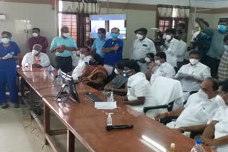 health minister vijaya baskar inspect nellai govt hospital 