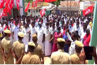 mannargudi crop insurance seige farmers protest 