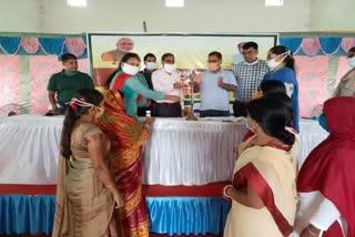 training given to anganwadi workers 