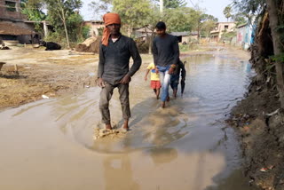 water logging on roads due to rain