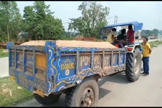 Illegal transportation of sand in Bokaro 