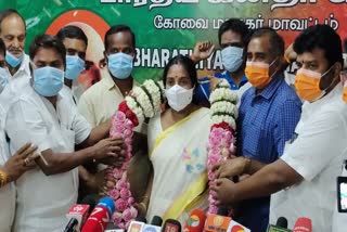 BJP members welcome to Vanathi Srinivasan