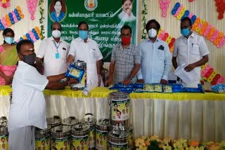 ADMK provided corona relief items for people