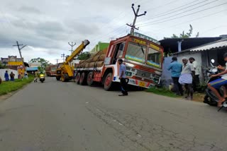 pollachi lorry Accident