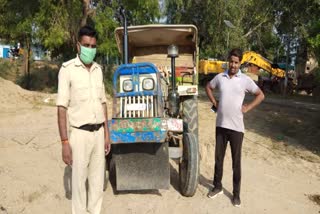 Vehicle transporting illegal sand seized by revenue department