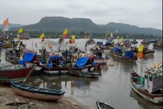 Fishing banned until June 4 due to possible storms in the Arabian Sea