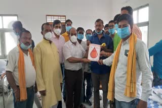 BJP workers organize blood donation camp