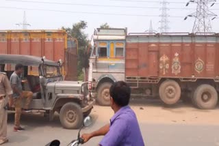 Transport Department seized 13 trucks on charges of illegal parking in patna