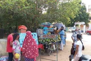 આણંદ શહેરમાં બજારો પાછા ખૂલતા વેપારીઓમાં આનંદ 