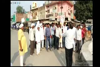 Protest against Congress candidate Satyaprakash Sakhwar