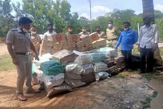   Goa alcohol seizure worth Rs 2.95 lakh in karwar 