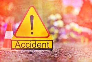 two members dead in road accident, nalgonda car accident 