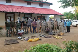 2 accused arrested with chital's roasted meat